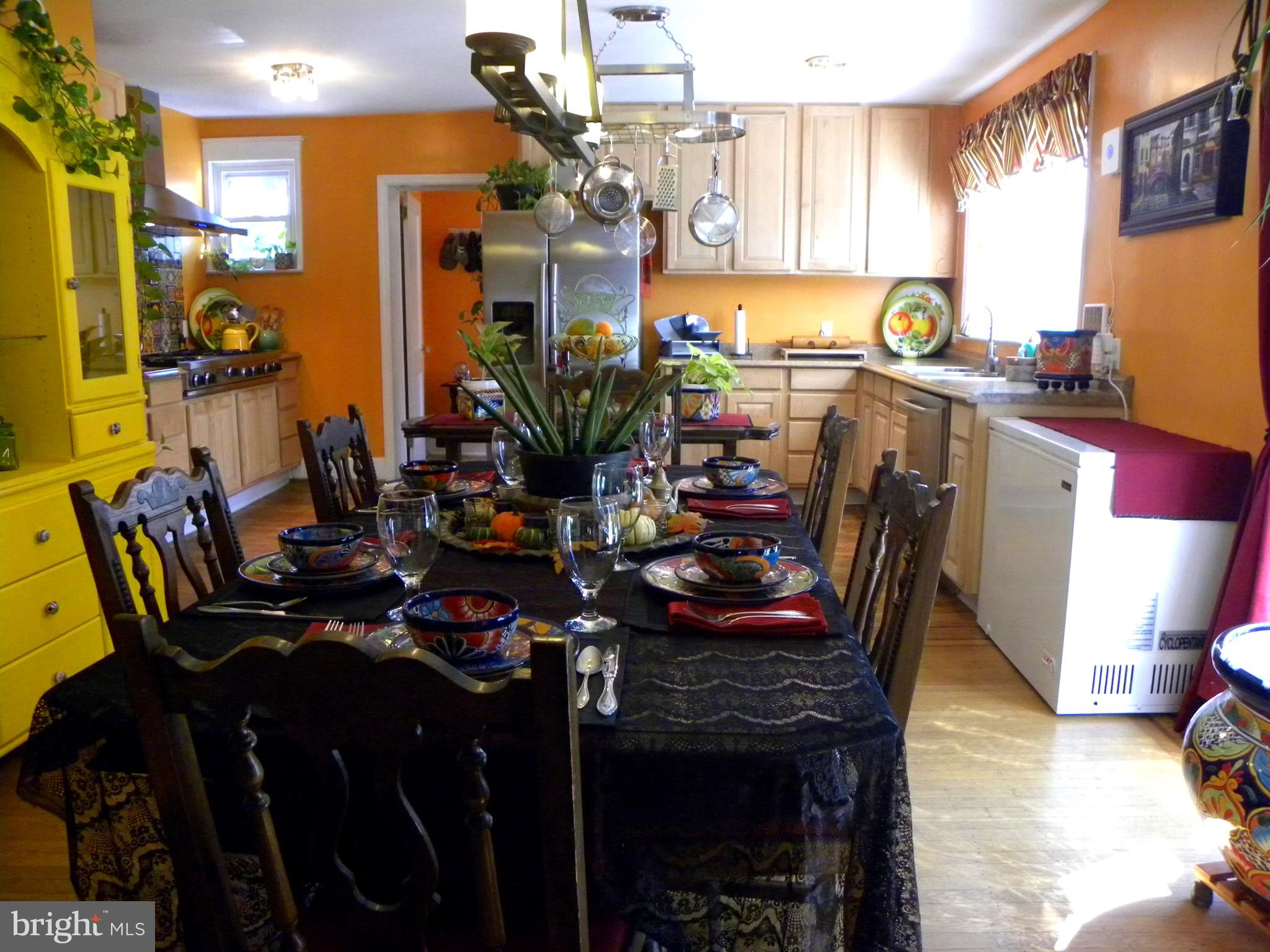 123 East Avon Road Brookhaven, PA 19015 - Photo 26 of 51 Large kitchen will be the favorite gathering Place