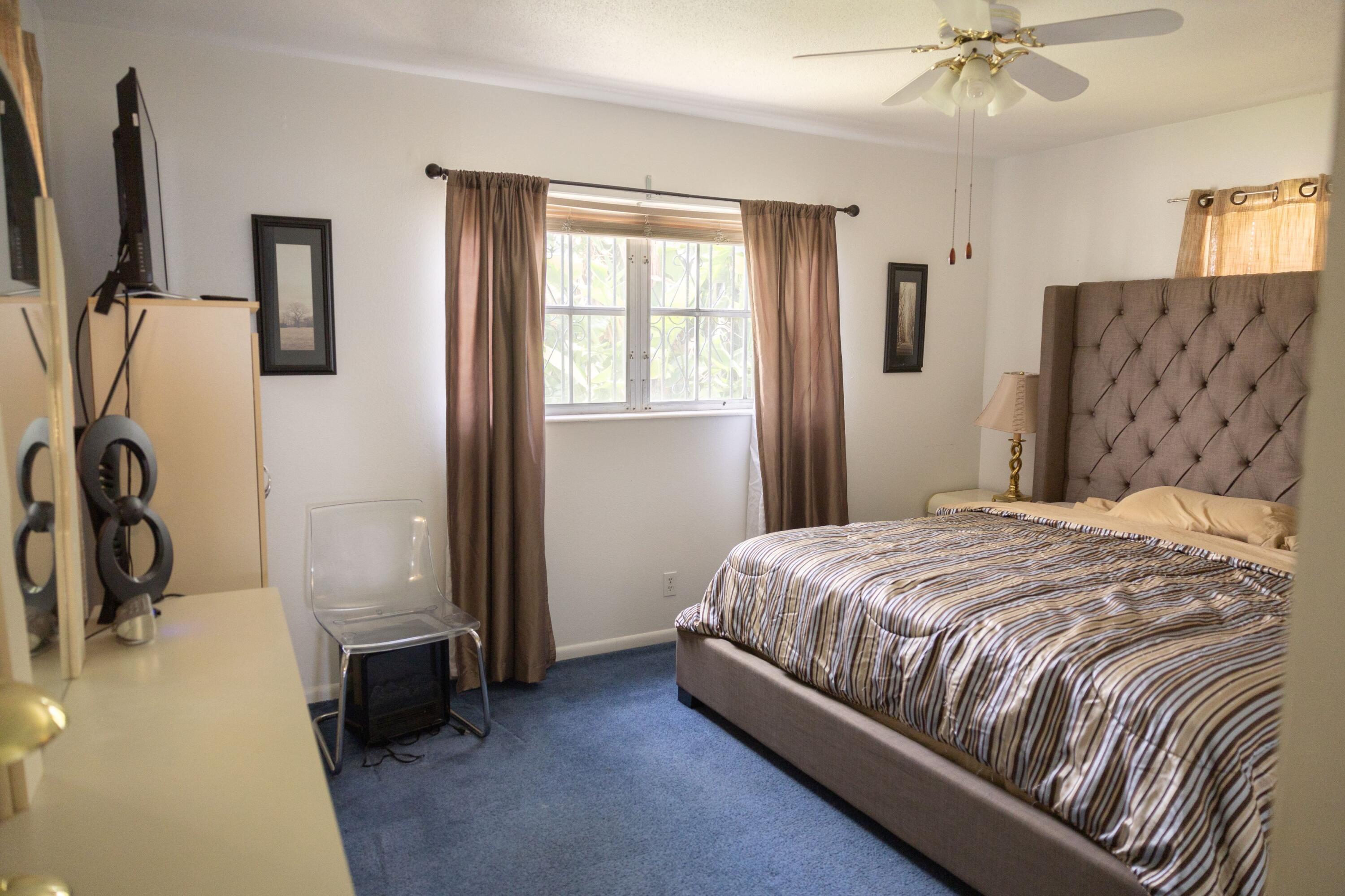 431 West 35th Street Riviera Beach, FL 33404 - Photo 11 of 17 Bedroom 2