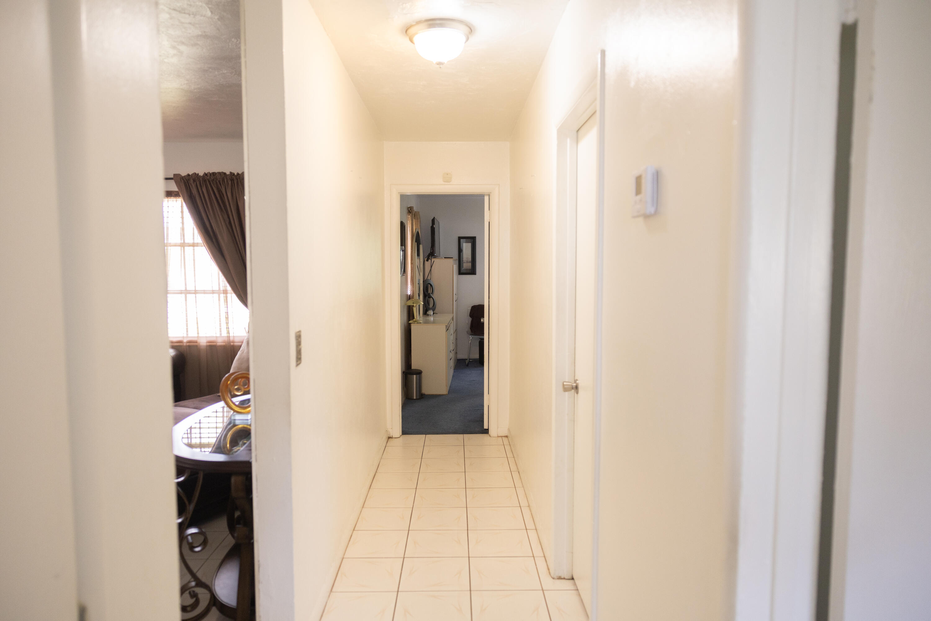 431 West 35th Street Riviera Beach, FL 33404 - Photo 10 of 17 Hallway