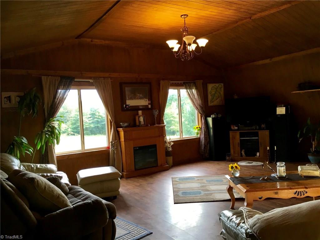 113 Taylor Road Pilot Mountain, NC 27041 - Photo 3 of 15 Gallery Image 3