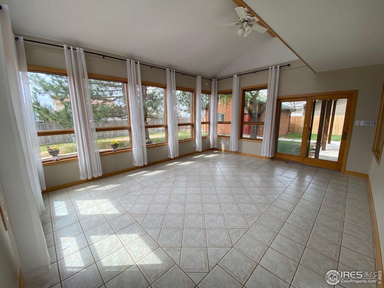 615 Kiwi Road Sterling, CO 80751 - Photo 33 of 34 Sunroom