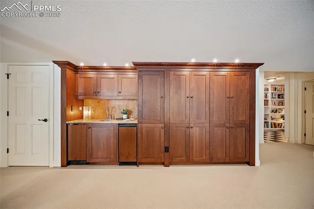 a view of a room with an empty space