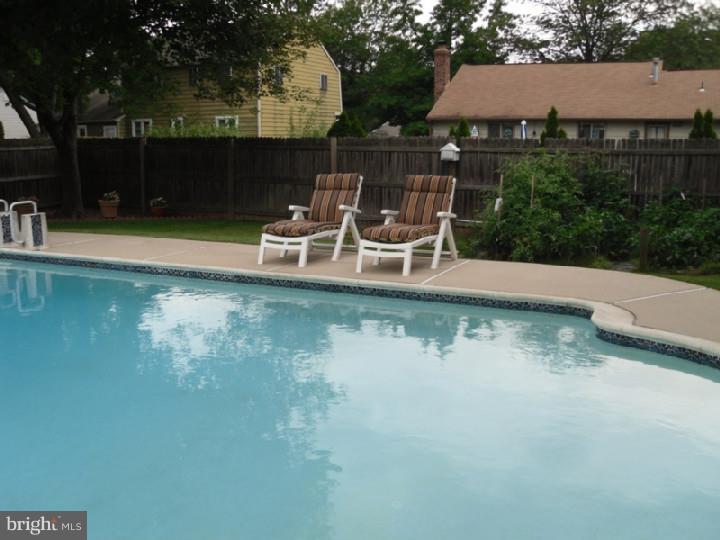 96 Red Stone Ridge Delran, NJ 08075 - Photo 18 of 20
