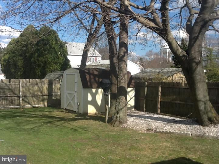 96 Red Stone Ridge Delran, NJ 08075 - Photo 3 of 20