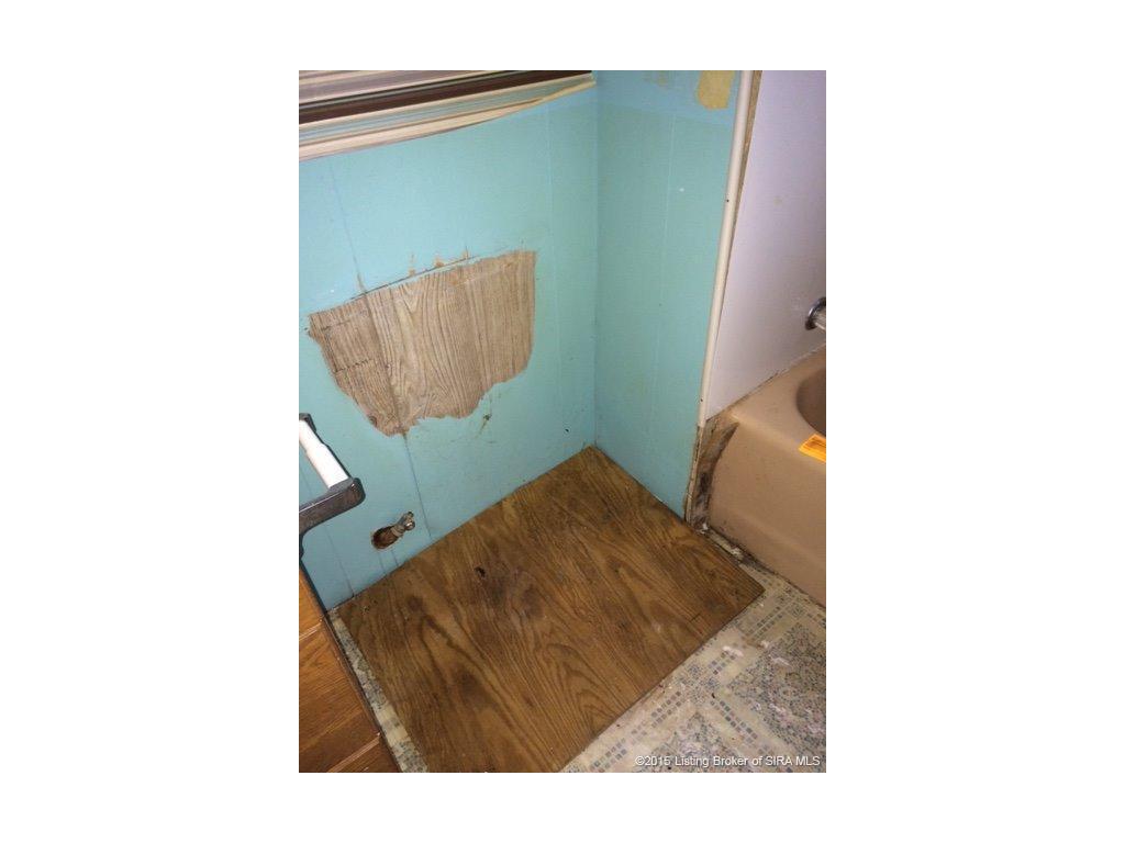 5510 Old State Road 135 Road Southwest Corydon, IN 47112 - Photo 13 of 15 Gallery Image 13