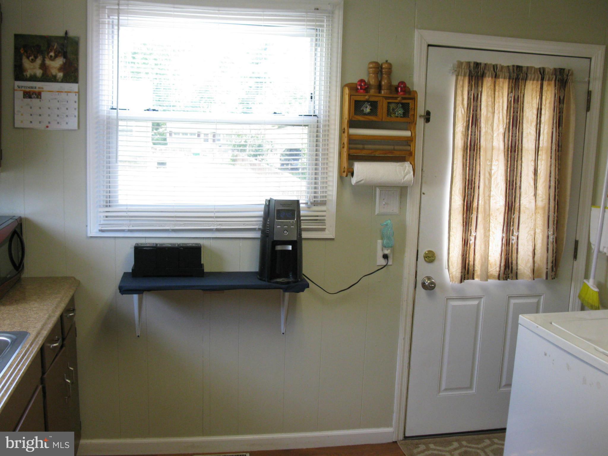 232 Locust Lane Elkton, MD 21921 - Photo 13 of 21 Kitchen