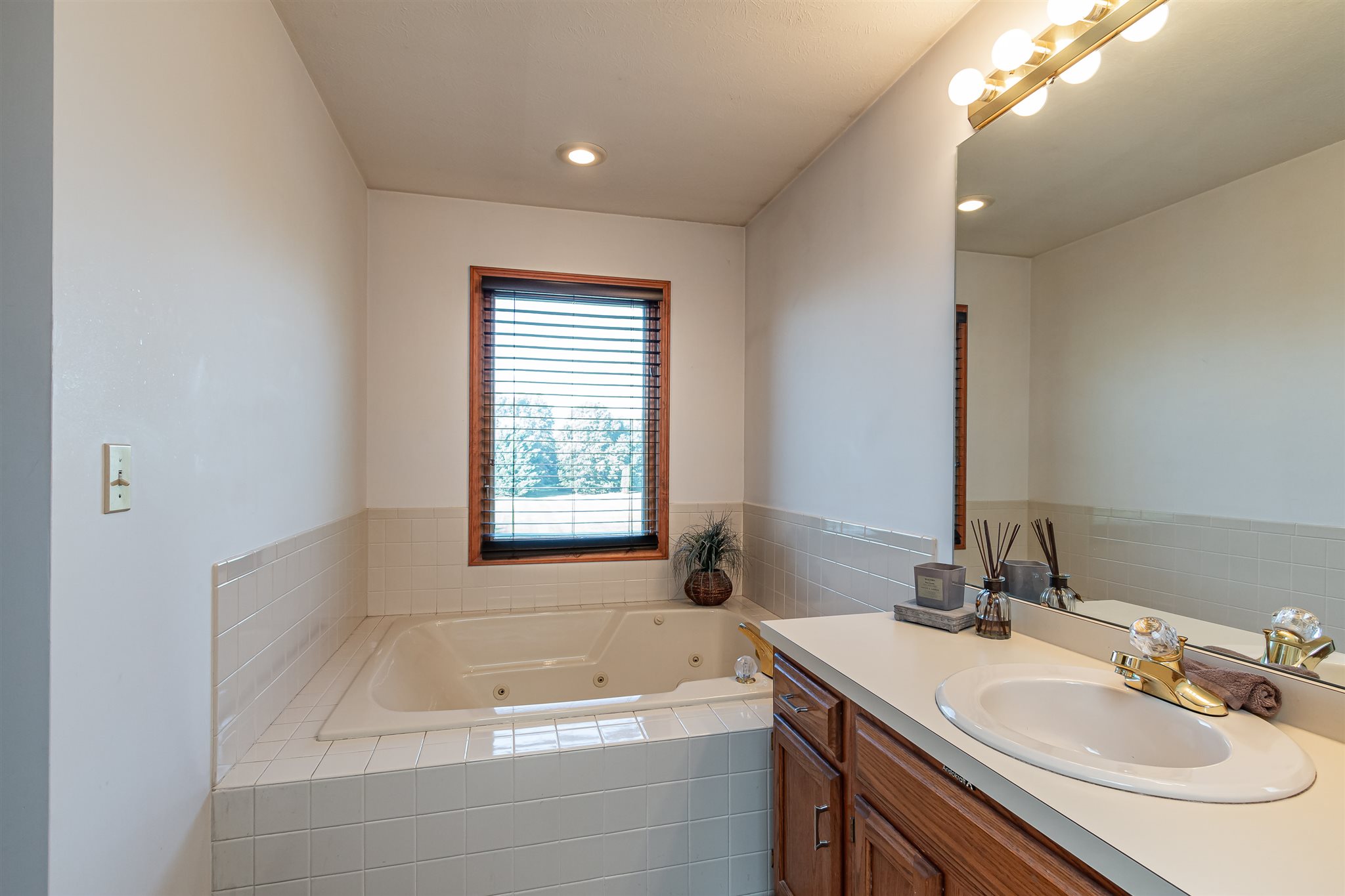 51899 Beech Road Granger, IN 46530 - Photo 24 of 36 Gallery Image 24