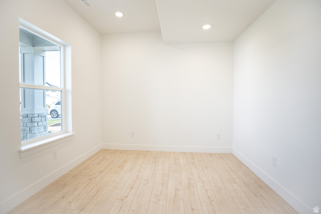 1102 1060 West Salem, UT 84653 - Photo 5 of 15 Office area