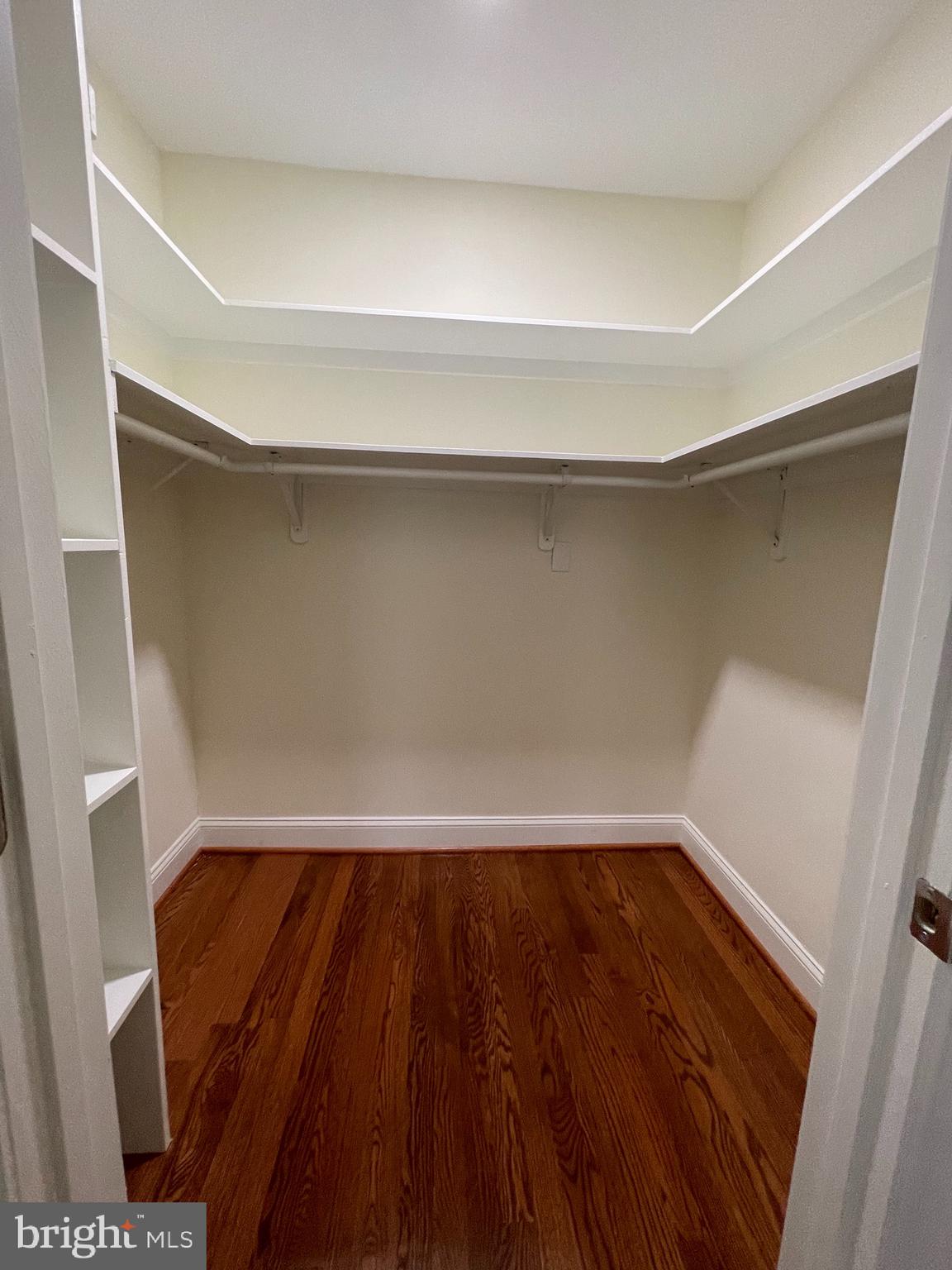 10136 Allentown Road Fort Washington, MD 20744 - Photo 32 of 75 Walk in closet