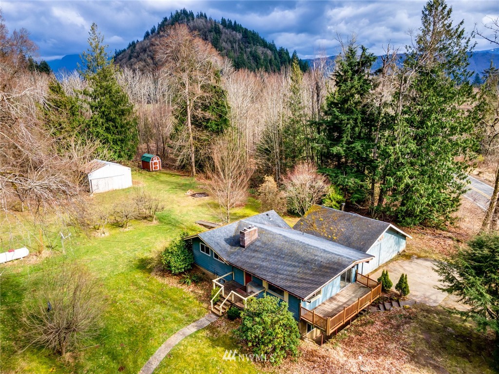 5655 Reese Hill Road Sumas, WA 98295 - Photo 11 of 40