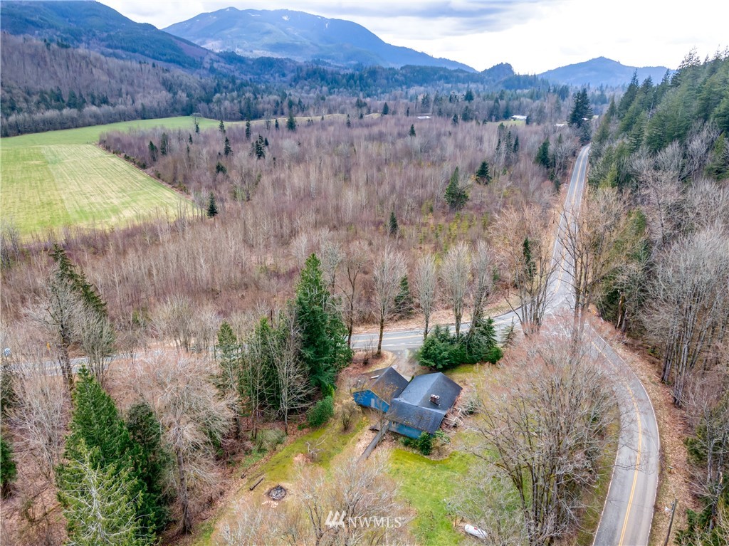 5655 Reese Hill Road Sumas, WA 98295 - Photo 5 of 40