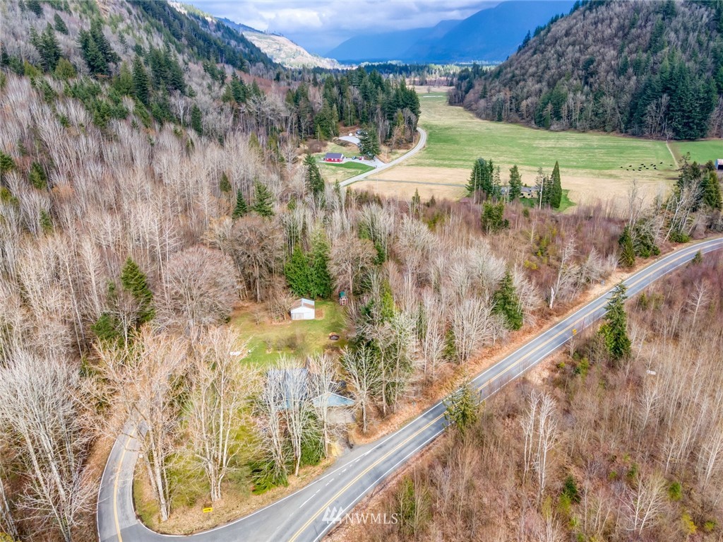 5655 Reese Hill Road Sumas, WA 98295 - Photo 7 of 40