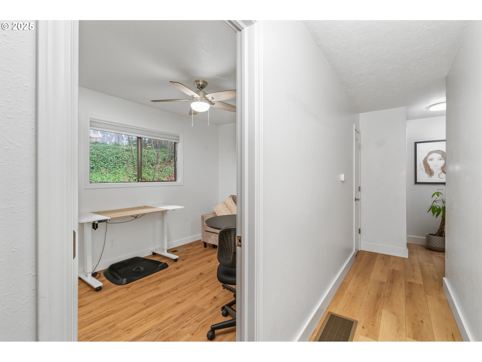 20145 South Henrici Road Oregon City, OR 97045 - Photo 11 of 30 Gallery Image 11