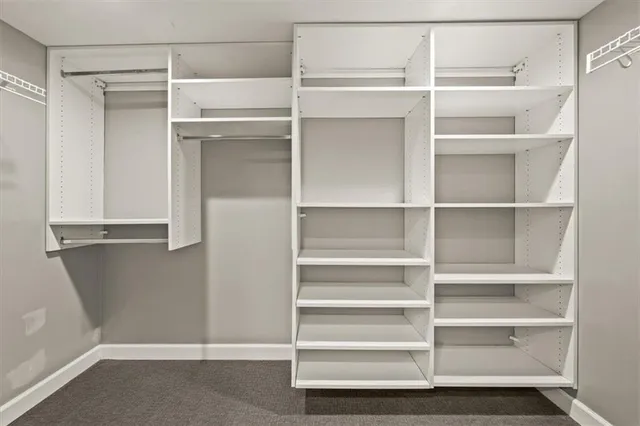 $257,900 | 600 Admiral Boulevard, Unit 605, Kansas City, MO 64106