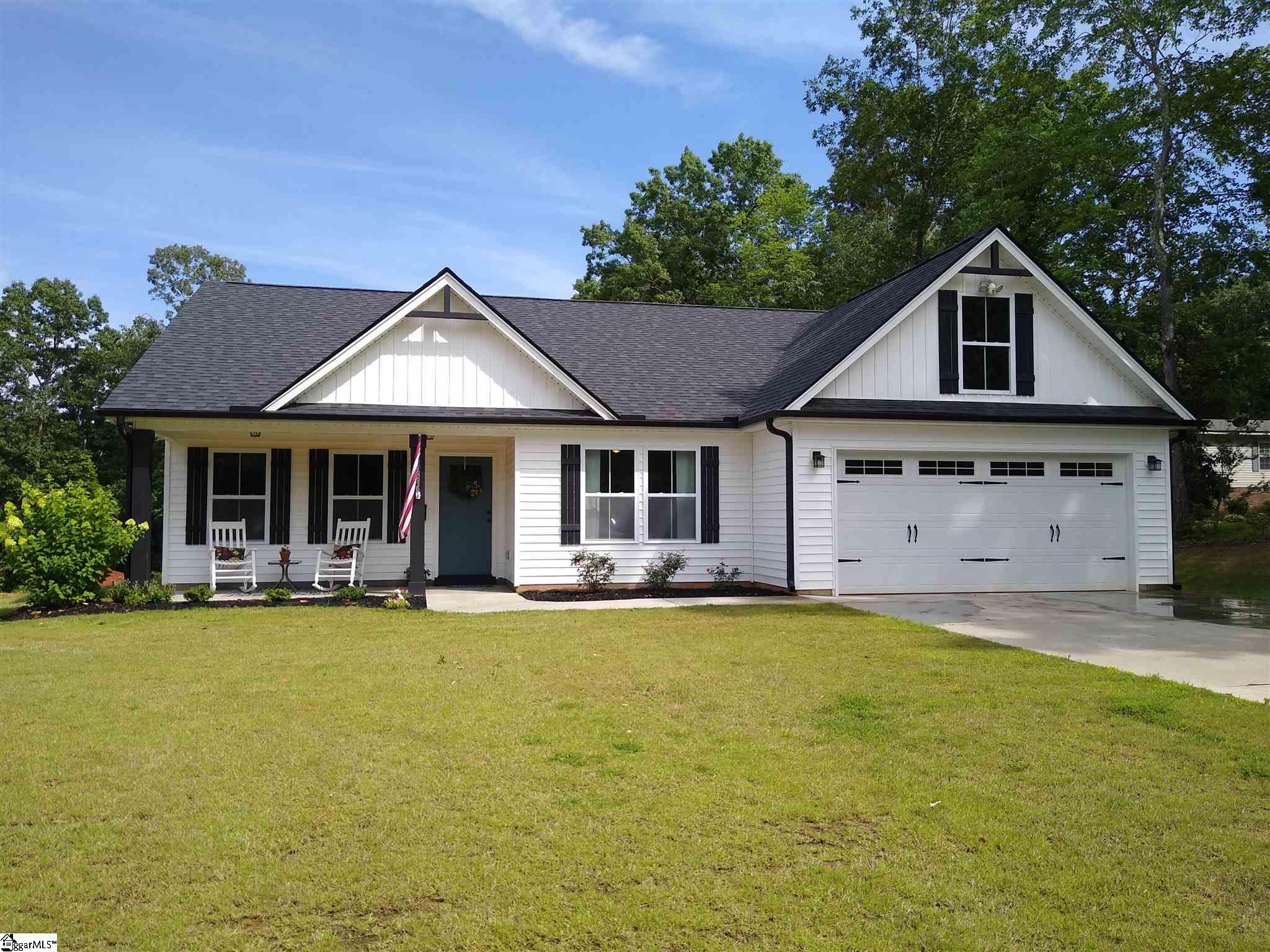 4916 John Suddeth Road Greer, SC 29651 - Photo 1 of 26