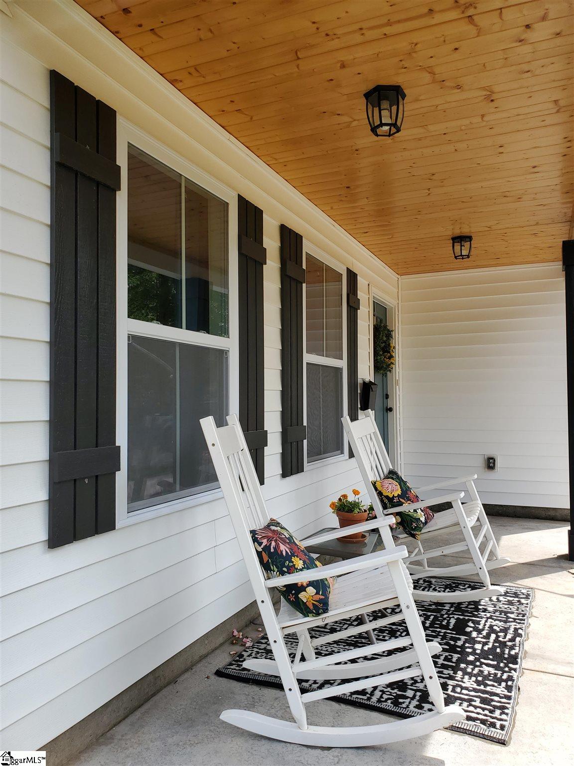 4916 John Suddeth Road Greer, SC 29651 - Photo 4 of 26