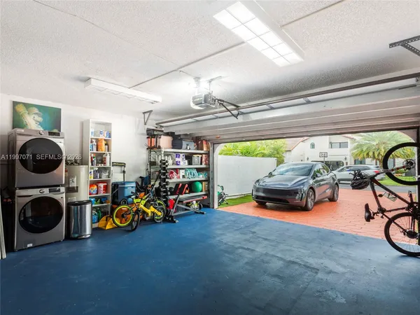 $897,000 | 11722 Southwest 107th Terrace, Miami, FL 33186