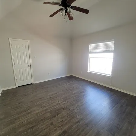 $2,800 | 5400 Meadow Valley Drive, Fort Worth, TX 76123