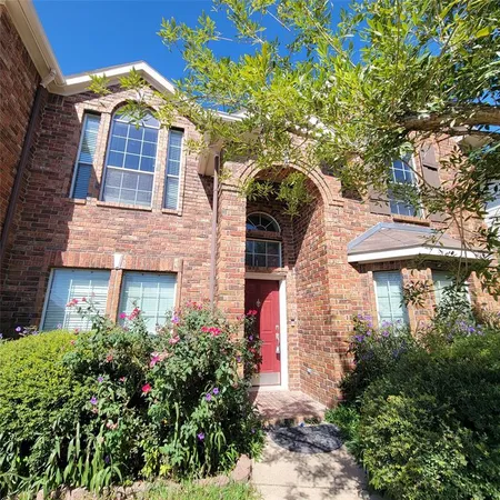 $2,800 | 5400 Meadow Valley Drive, Fort Worth, TX 76123