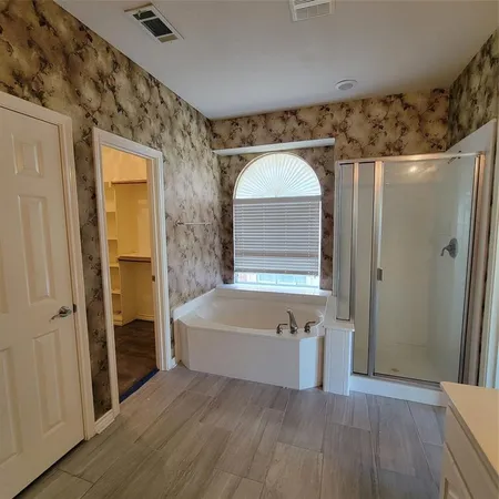 $2,800 | 5400 Meadow Valley Drive, Fort Worth, TX 76123