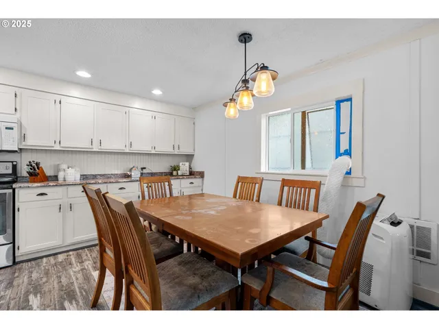 $390,000 | 106 West Jones Street, Yacolt, WA 98675