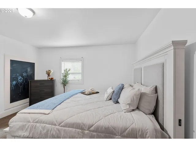 $390,000 | 106 West Jones Street, Yacolt, WA 98675