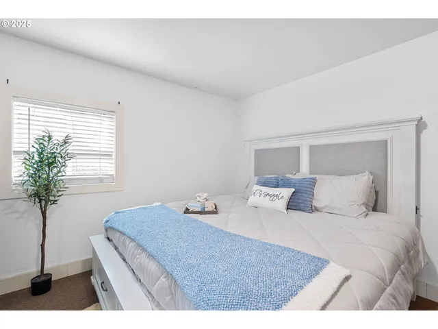 $390,000 | 106 West Jones Street, Yacolt, WA 98675