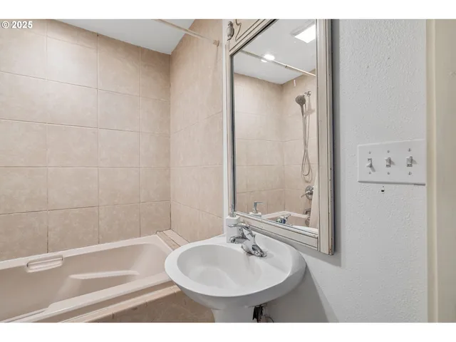 $390,000 | 106 West Jones Street, Yacolt, WA 98675