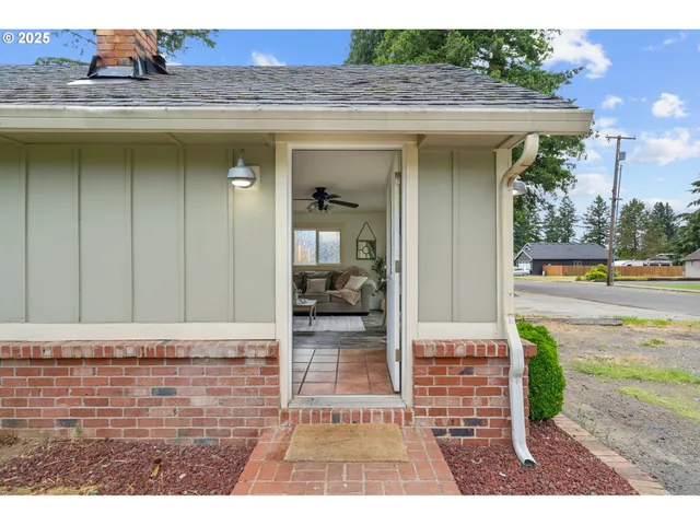 $390,000 | 106 West Jones Street, Yacolt, WA 98675