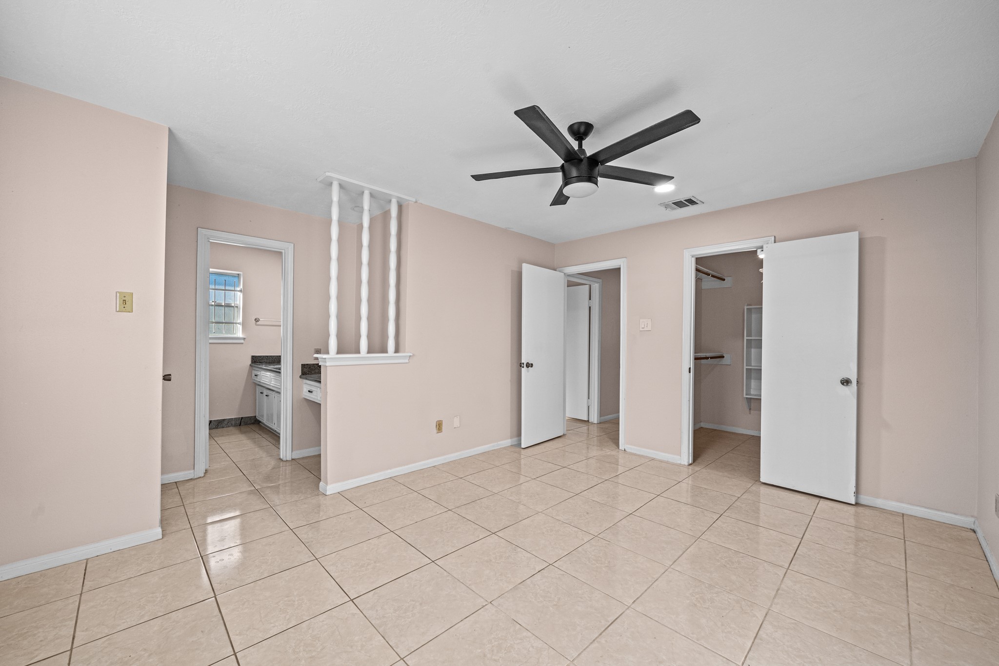 11503 High Star Drive Houston, TX 77072 - Photo 31 of 38 a view of an empty room