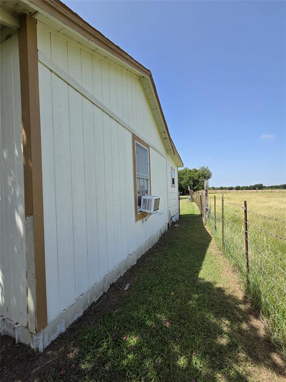 2100 State Highway 171 Cleburne, TX 76031 - Photo 5 of 15