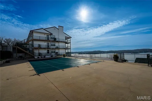 $334,500 | 1307 West Harbour Towne Drive, Unit W1307, Lake Ozark, MO 65049