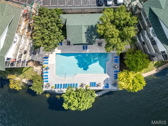 $334,500 | 1307 West Harbour Towne Drive, Unit W1307, Lake Ozark, MO 65049