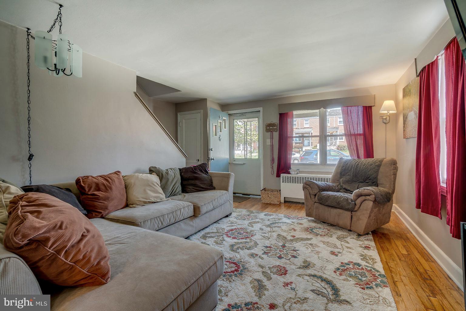 3501 Greenvale Road Baltimore, MD 21229 - Photo 3 of 33 Gallery Image 3