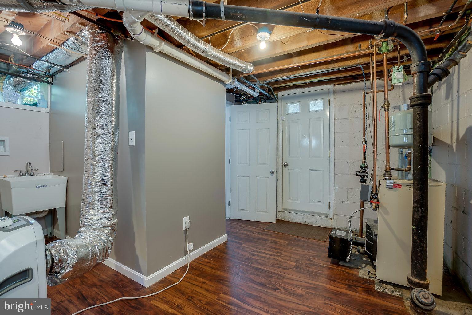 3501 Greenvale Road Baltimore, MD 21229 - Photo 27 of 33 Gallery Image 27