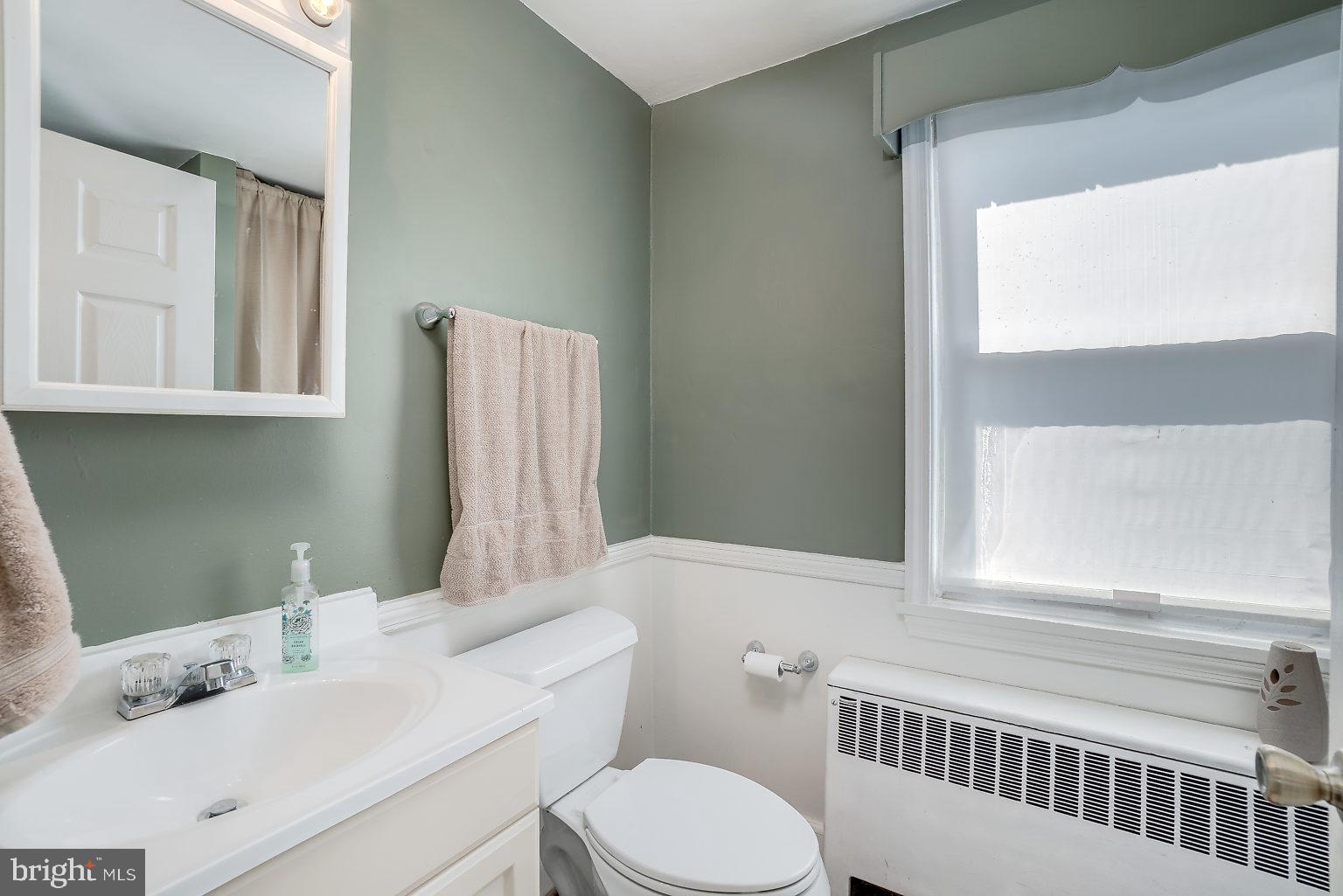 3501 Greenvale Road Baltimore, MD 21229 - Photo 10 of 33 Gallery Image 10