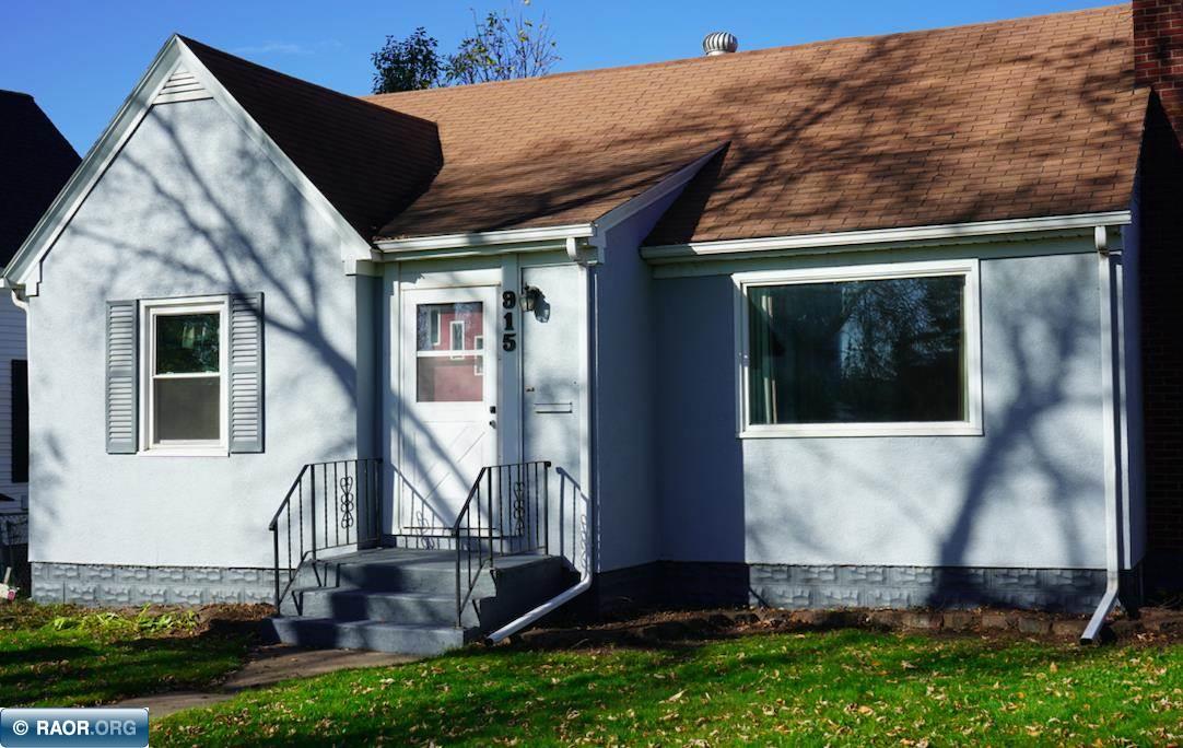915 North 13th Street North Virginia, MN 55792 - Photo 1 of 34