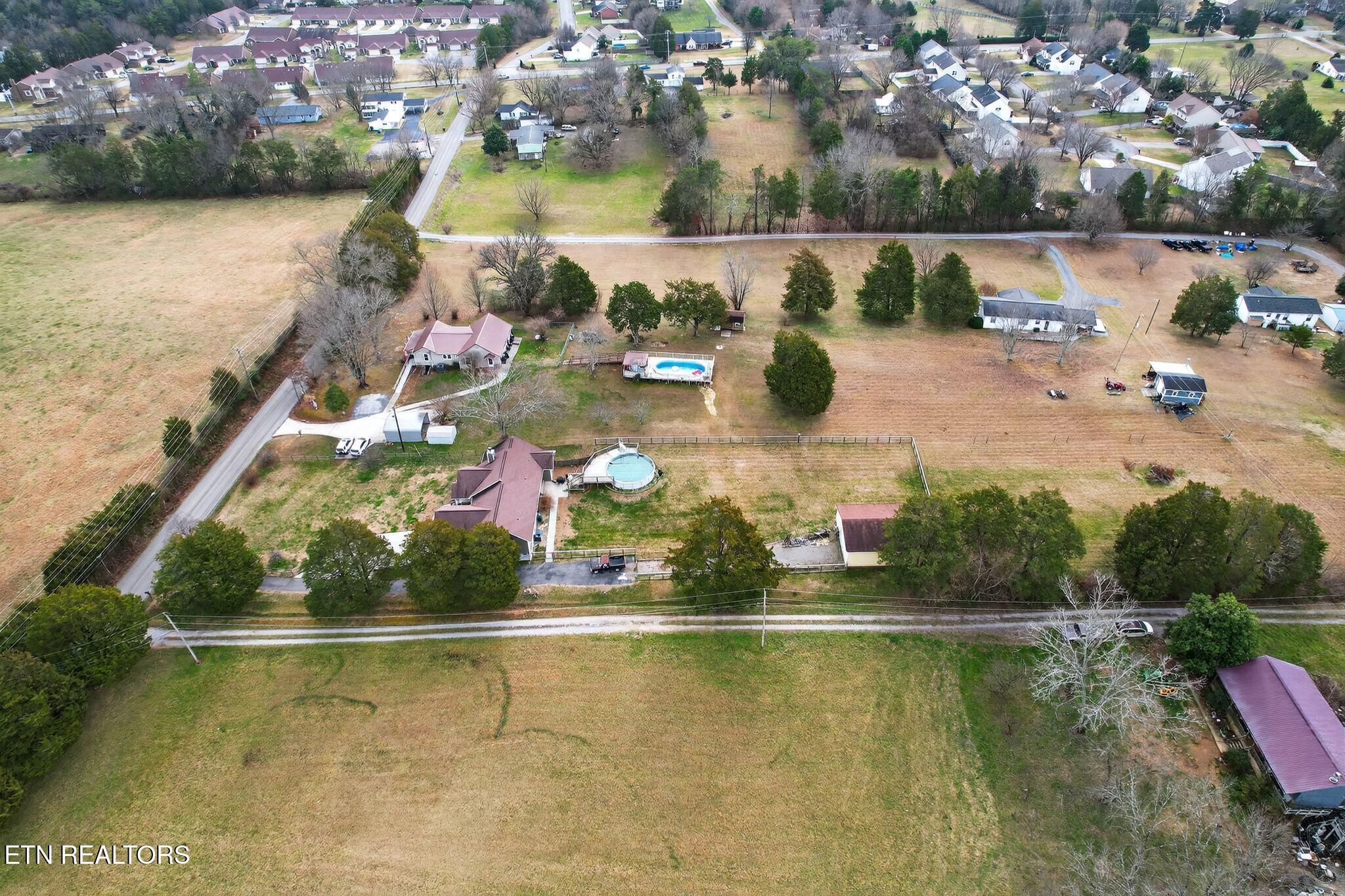 4721 Wise Springs Road Knoxville, TN 37918 - Photo 13 of 44 14_4721_Wise_Springs_Rd_Knoxville_TN_379