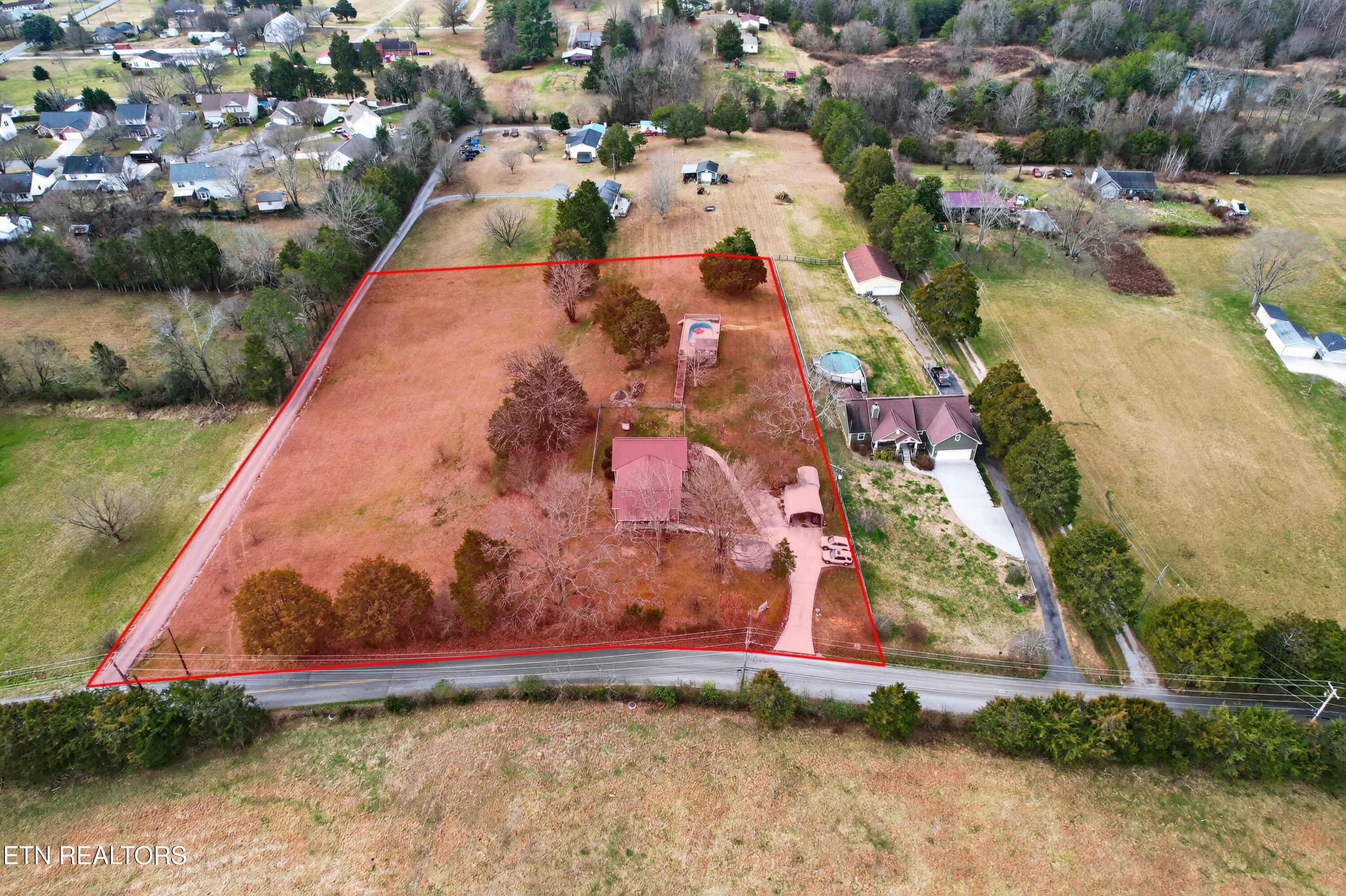 4721 Wise Springs Road Knoxville, TN 37918 - Photo 5 of 44 Pic #3 with border