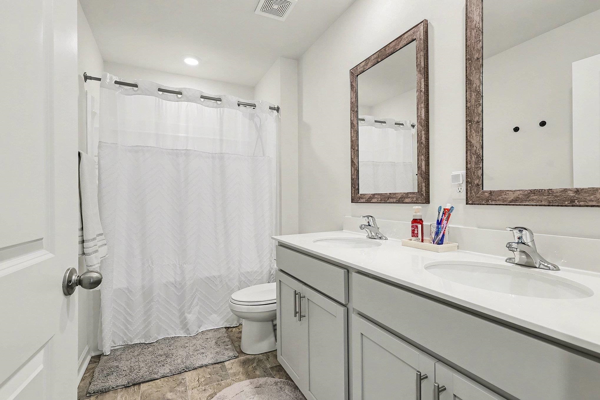 365 Valencia Circle Wellford, SC 29385 - Photo 11 of 28