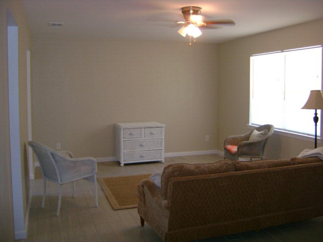 15716 Carver Road Foley, AL 36535 - Photo 5 of 26 Large open family rm