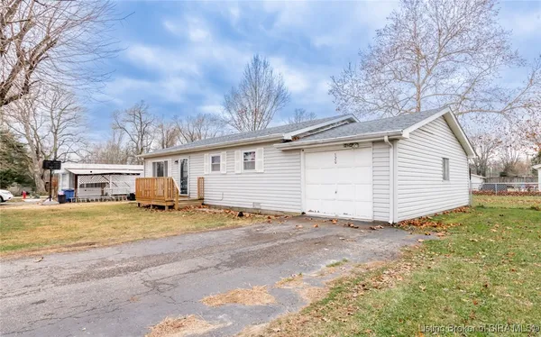 $145,000 | 320 South New York Street, Austin, IN 47102