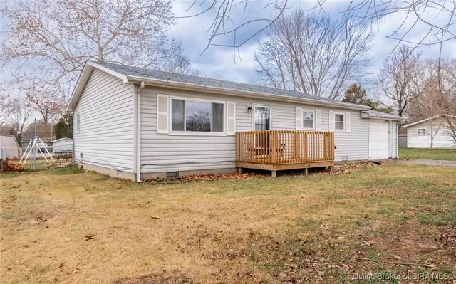 $145,000 | 320 South New York Street, Austin, IN 47102