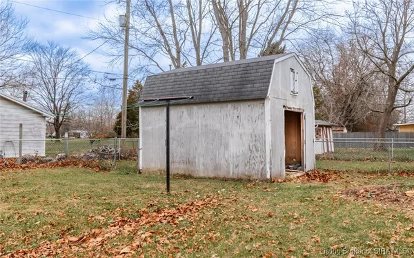 $145,000 | 320 South New York Street, Austin, IN 47102