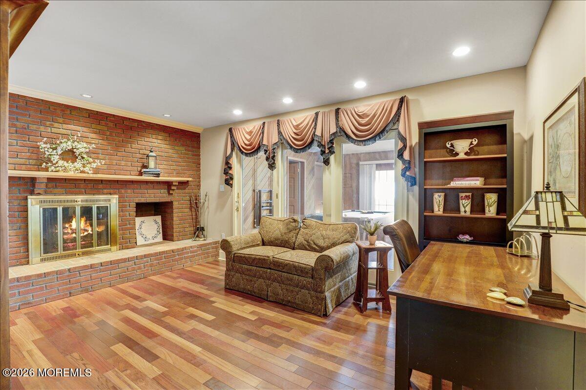 21 Applegate Road Freehold, NJ 07728 - Photo 11 of 46 Sitting Room