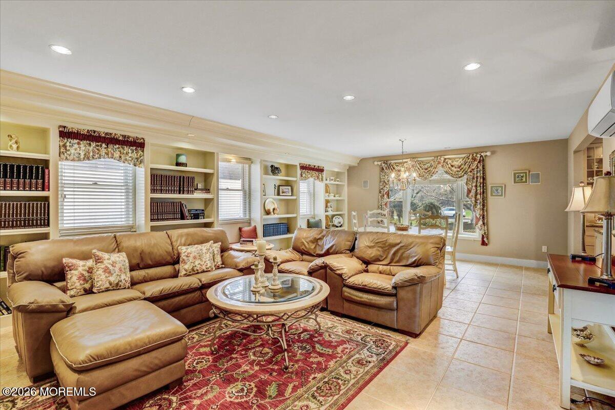 21 Applegate Road Freehold, NJ 07728 - Photo 18 of 46 Family Room