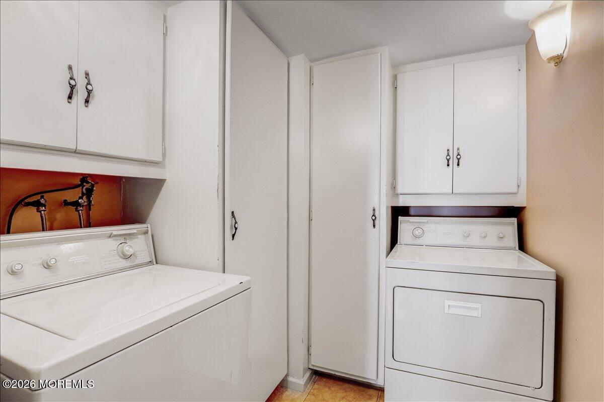 21 Applegate Road Freehold, NJ 07728 - Photo 40 of 46 Laundry Room
