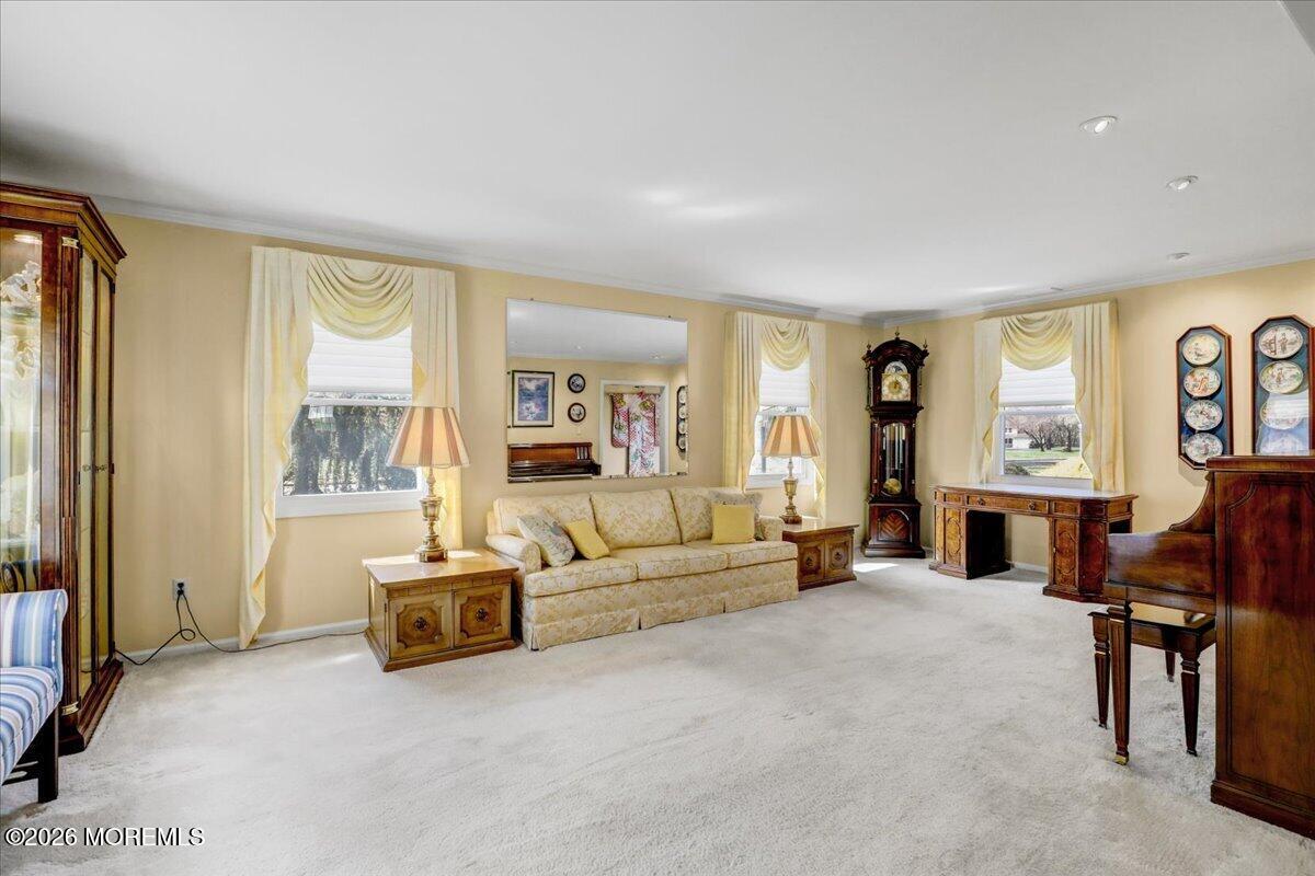 21 Applegate Road Freehold, NJ 07728 - Photo 9 of 46 Current Living Room