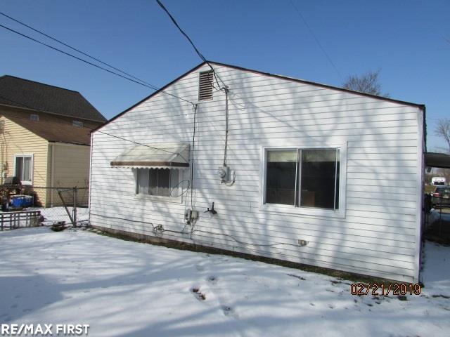2040 Stephens Road Warren, MI 48091 - Photo 3 of 10 31371803-2.JPG
