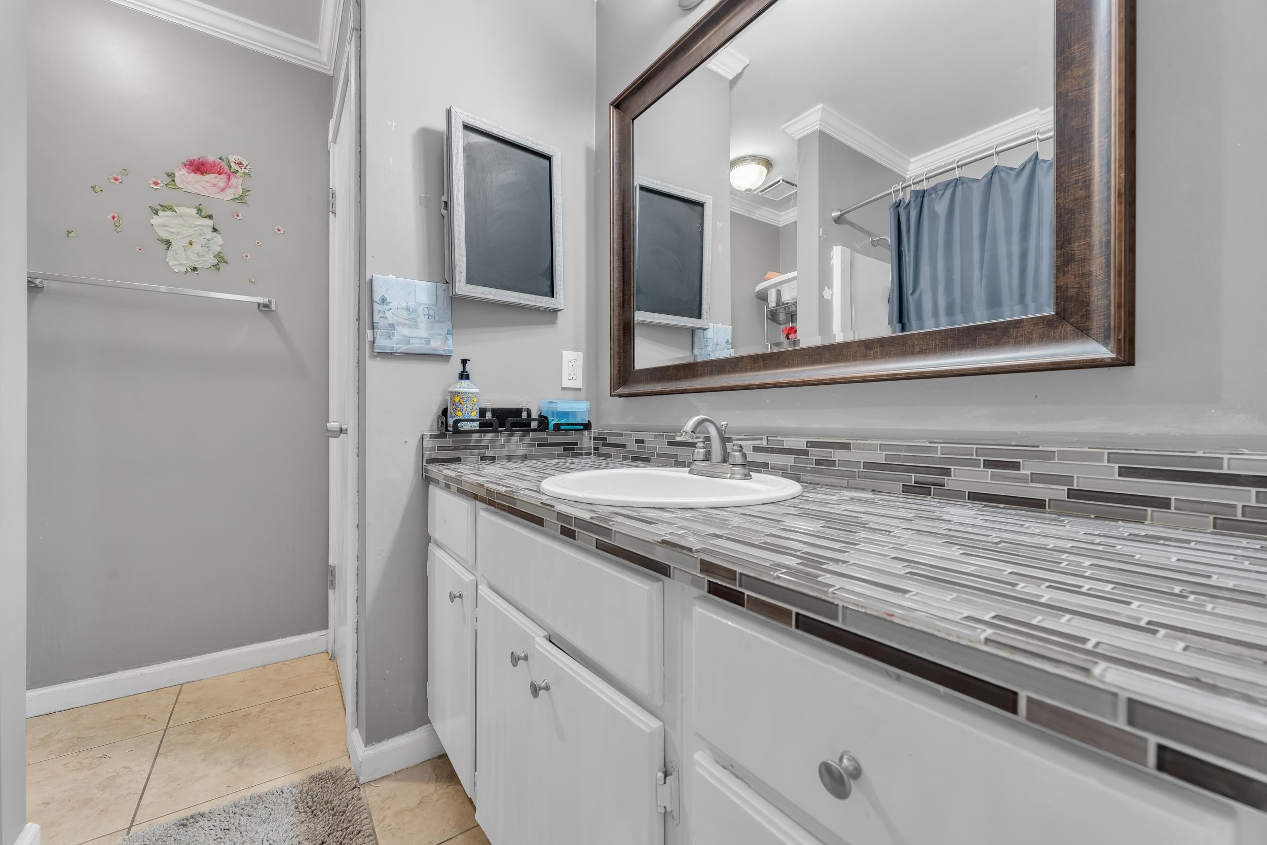 130 Chatam Loop Daphne, AL 36526 - Photo 17 of 26 Bathroom